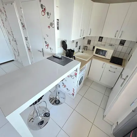 Les Maisons De La Crique - 4 Couchages - Le Barcares. Ref: 7mcr_26b2 Mae-4733 *